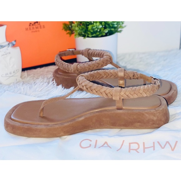 GIA Borghini x RHW Flat Thong Suede Sandals | Brown - Picture 3 of 10